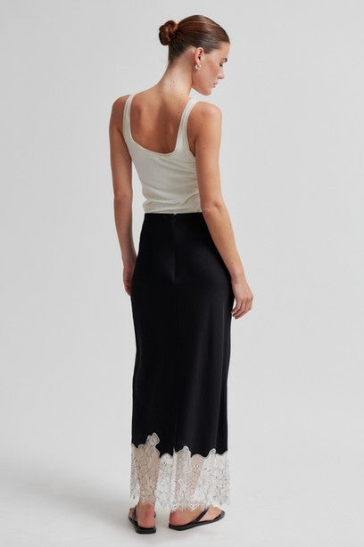 Second Female Wila Skirt - Black