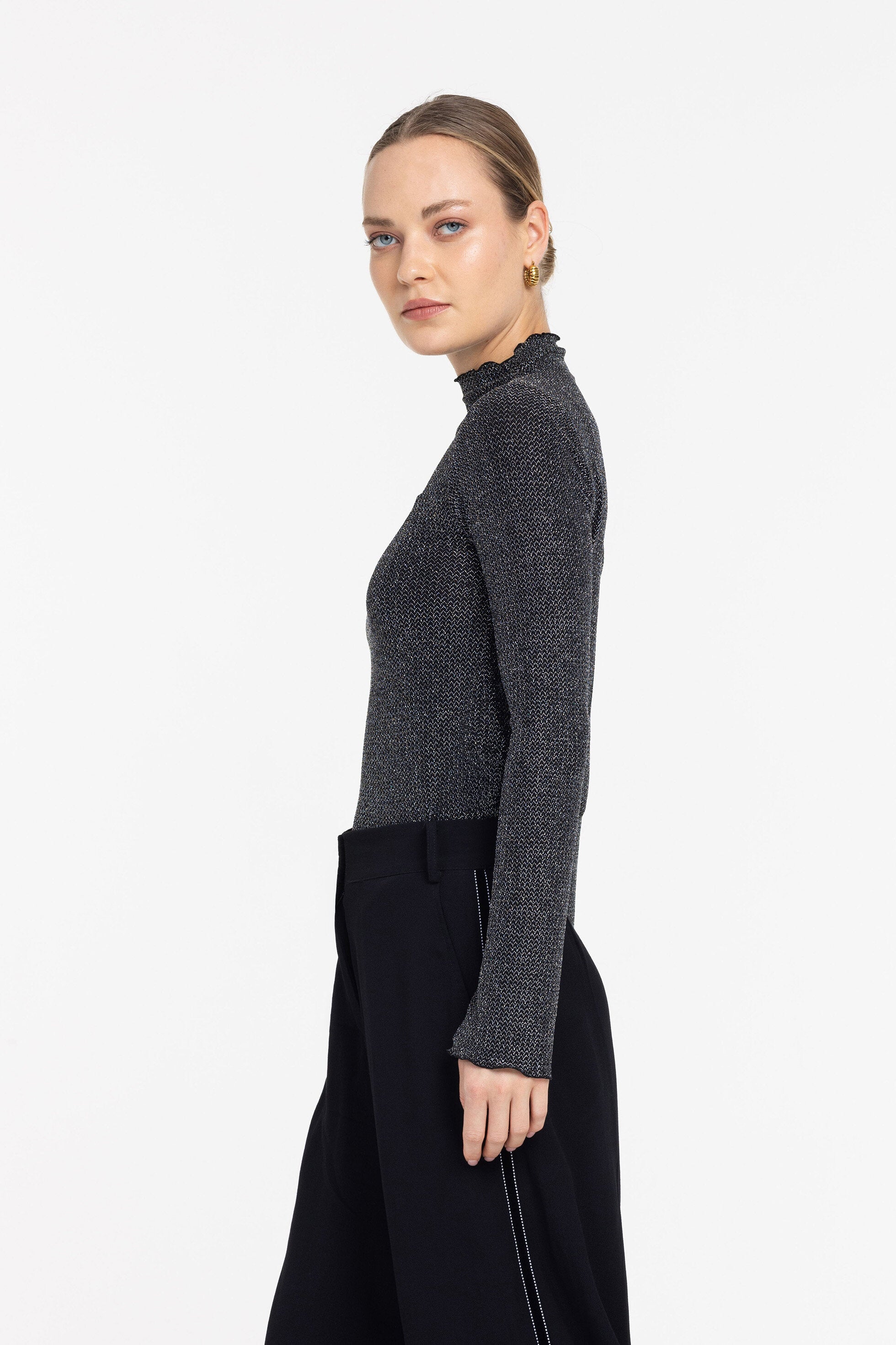 A little Bit More Top - Black/Silver