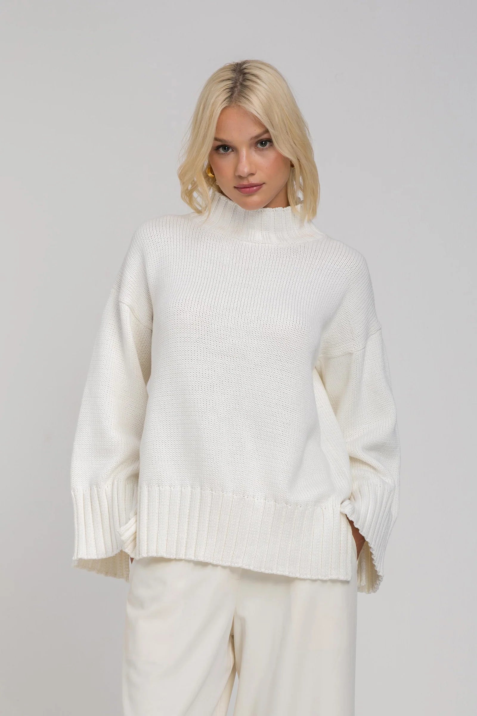 Bring it Back Jumper - White