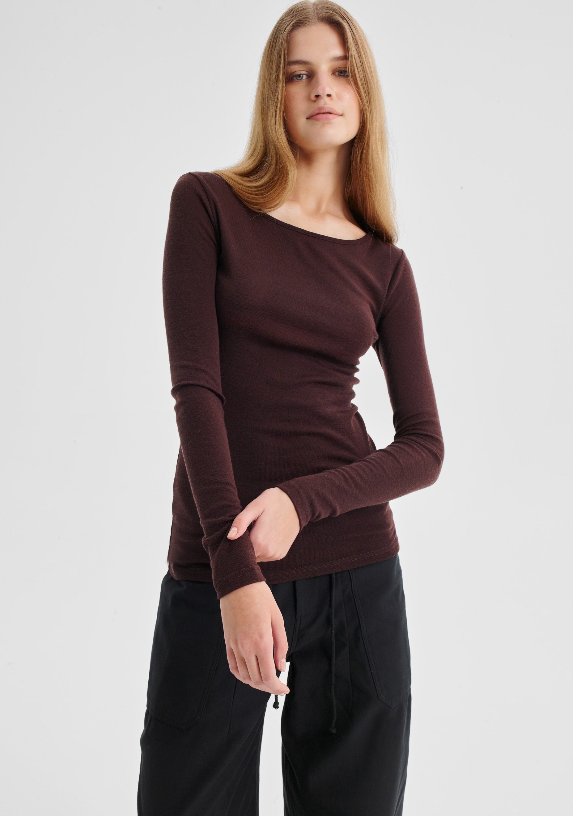 Morri Merino Round Neck - Espresso