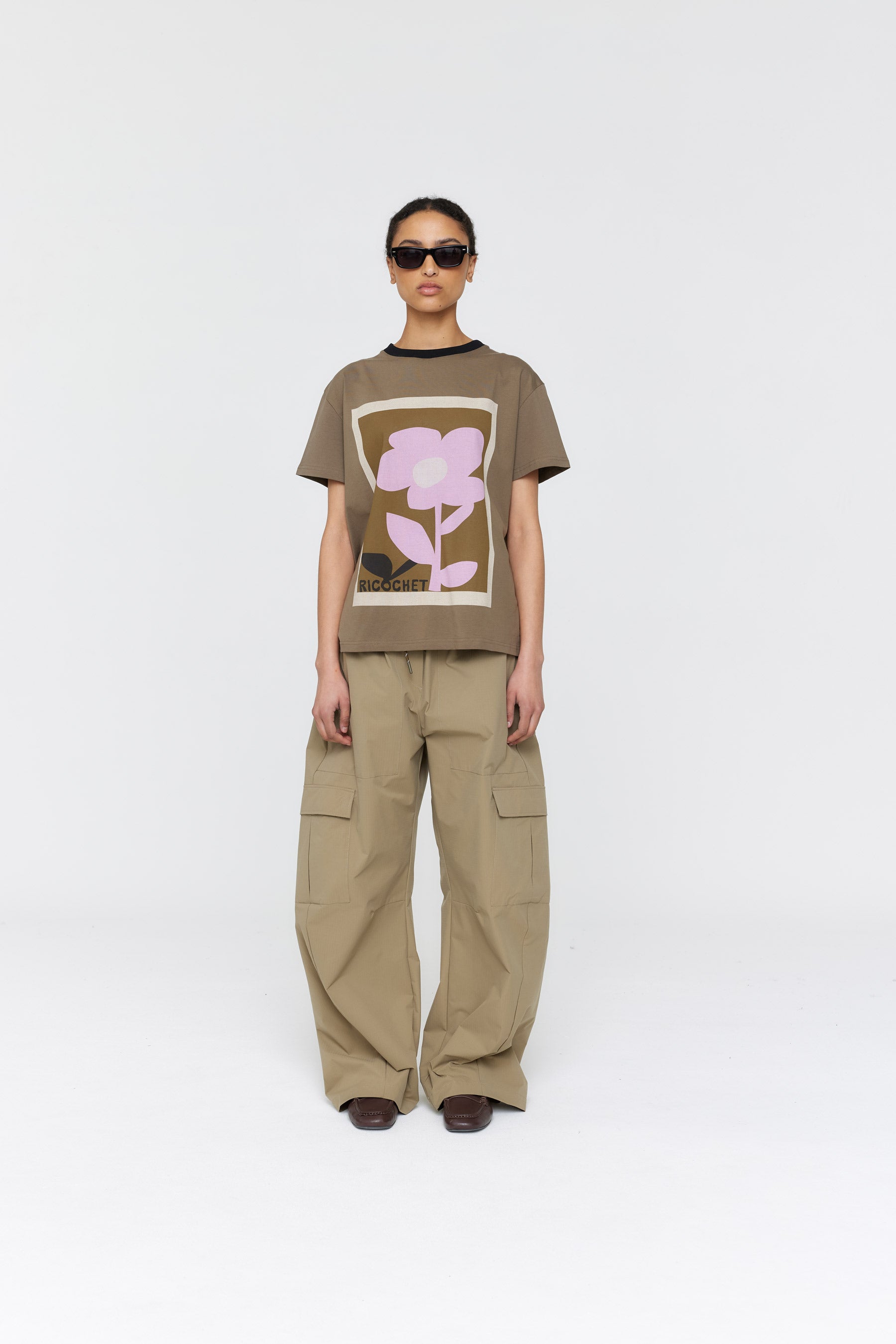 Aiden Tee - Deep Grey + Pink