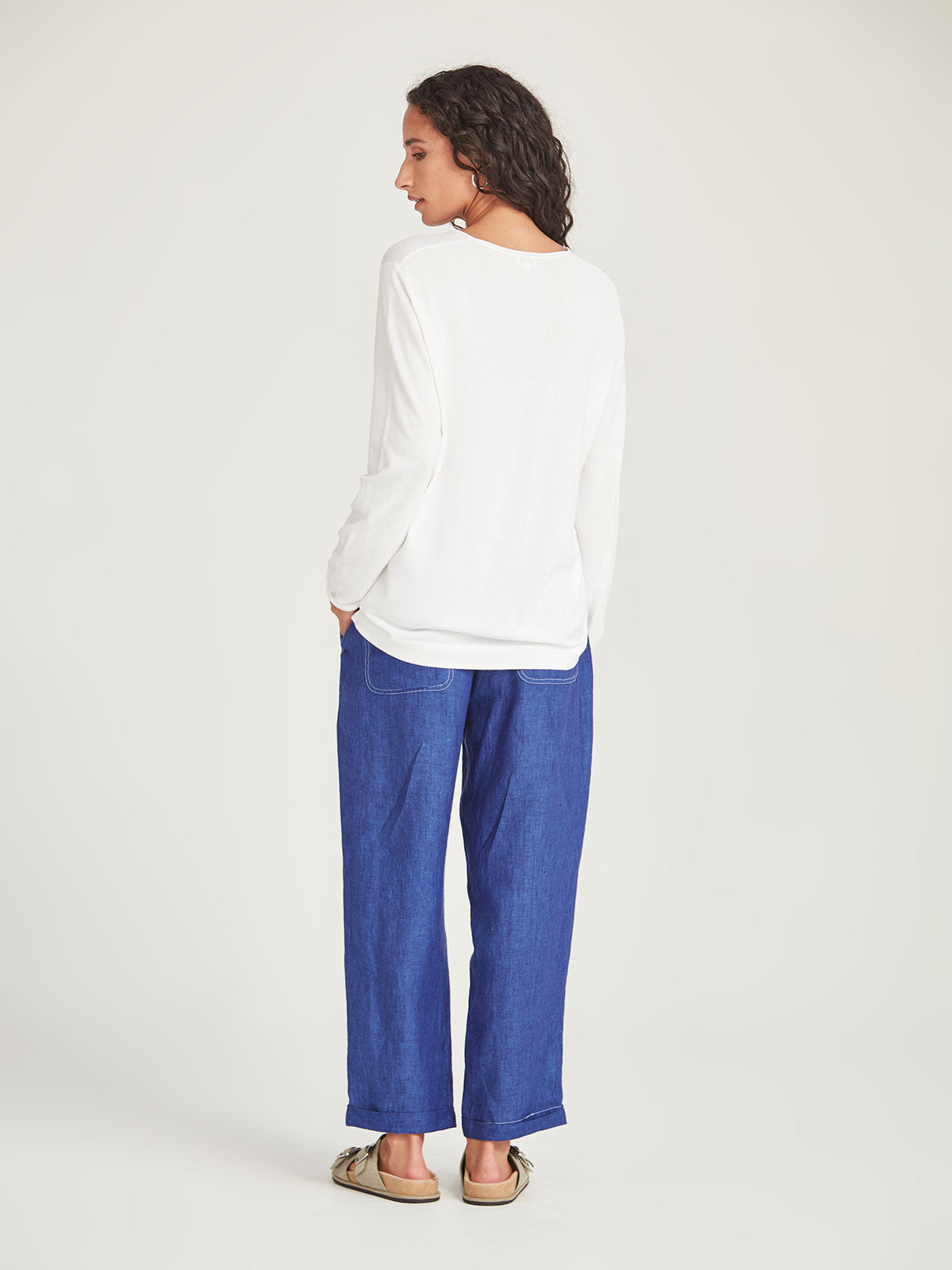 Vinnie V-Neck - White