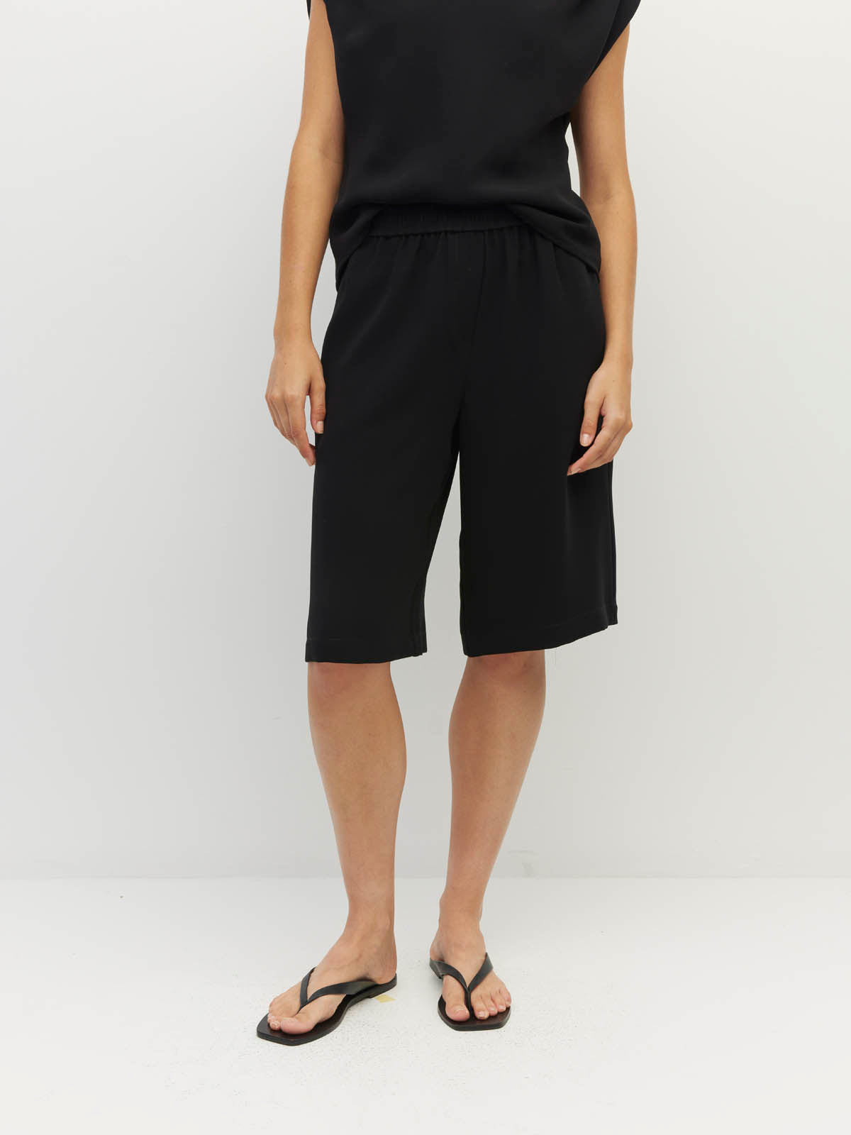 Juliette Hogan Koa Short - Black