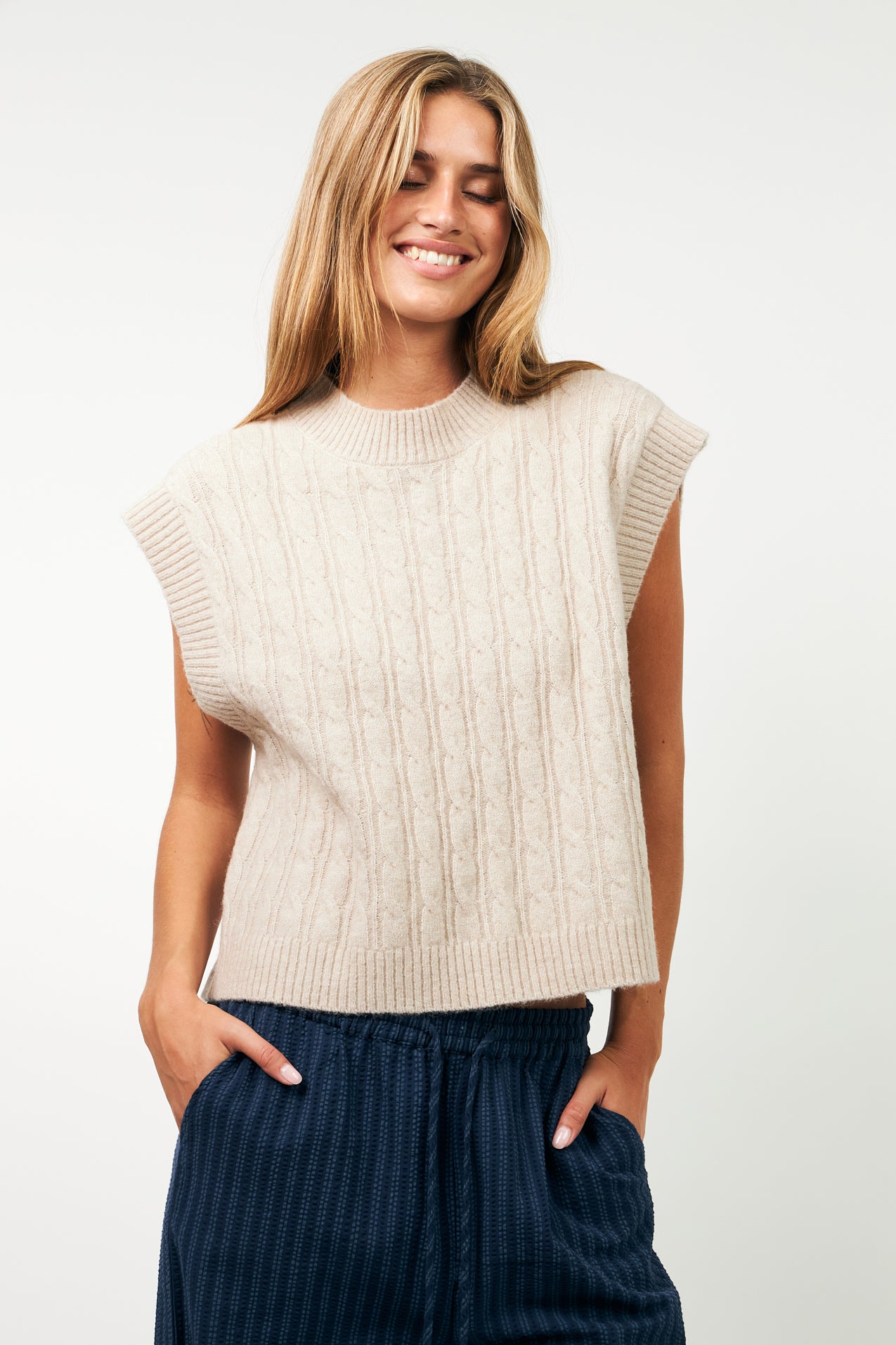 Finn Vest - Beige