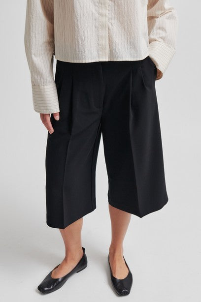 Second Female Flore Bermuda Shorts - Black