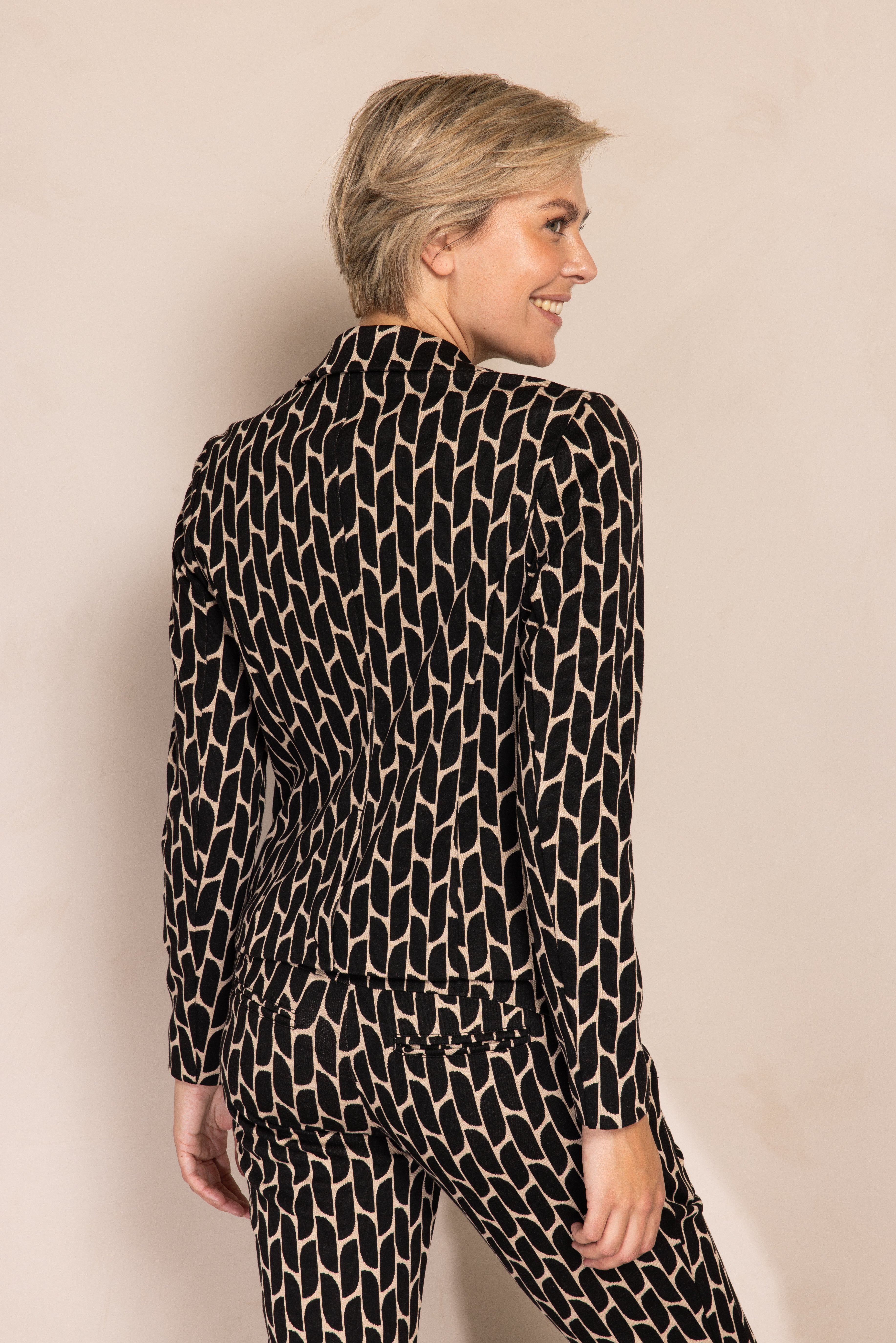 Betsy Blazer - Black Melage
