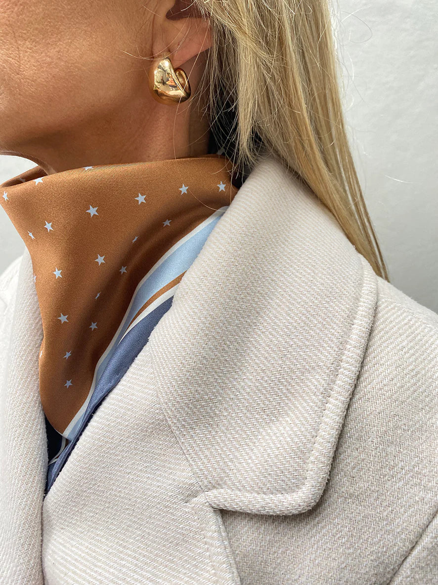 Dark Hampton - The Borey Scarf