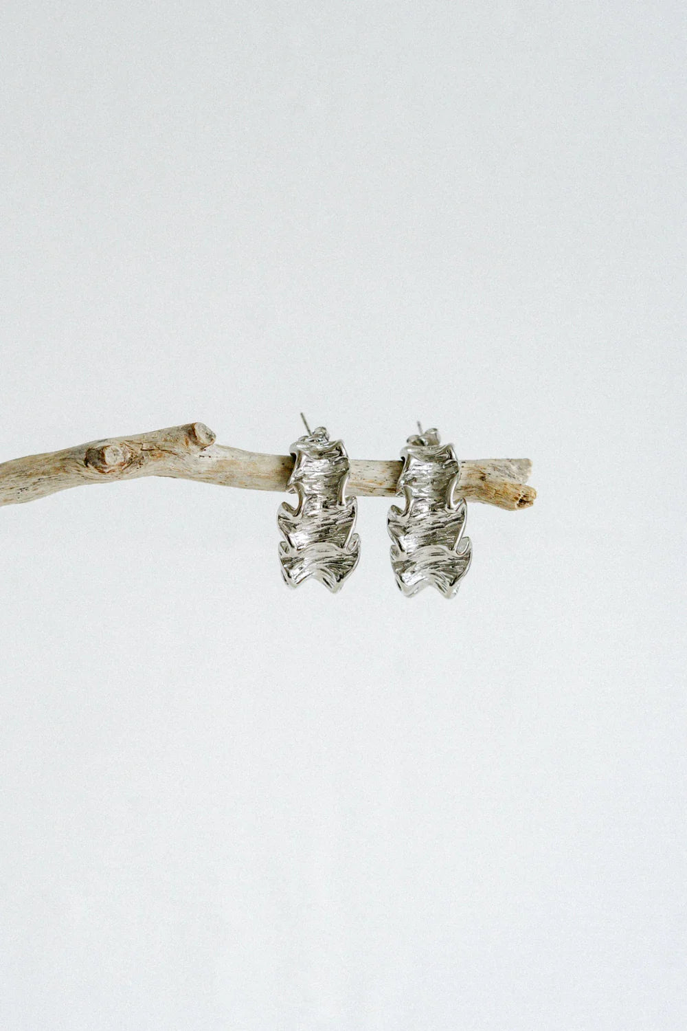 Crinkle Earring - Silver