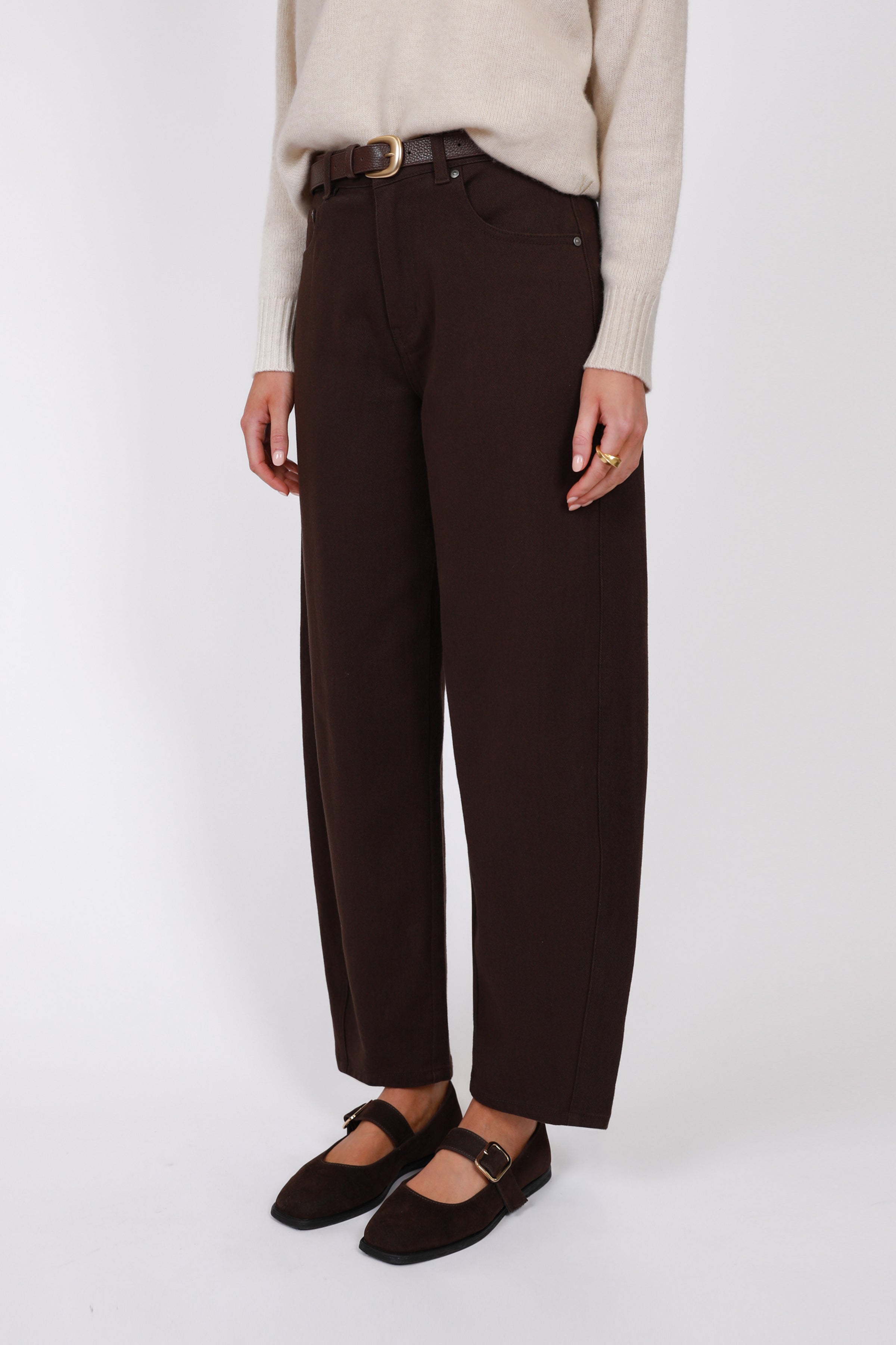 Marlow Curve Barrel Jean Chocolate