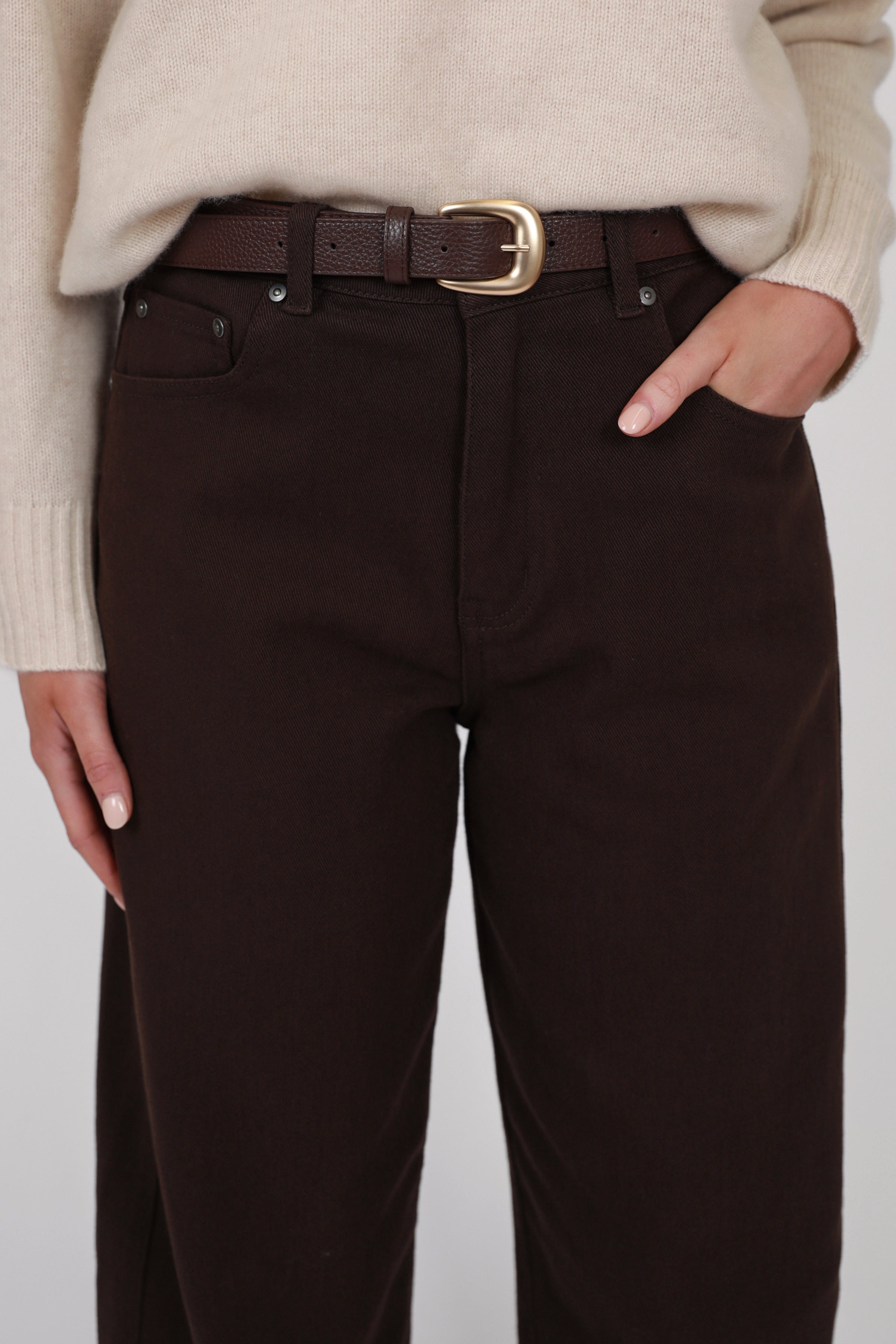 Marlow Curve Barrel Jean Chocolate