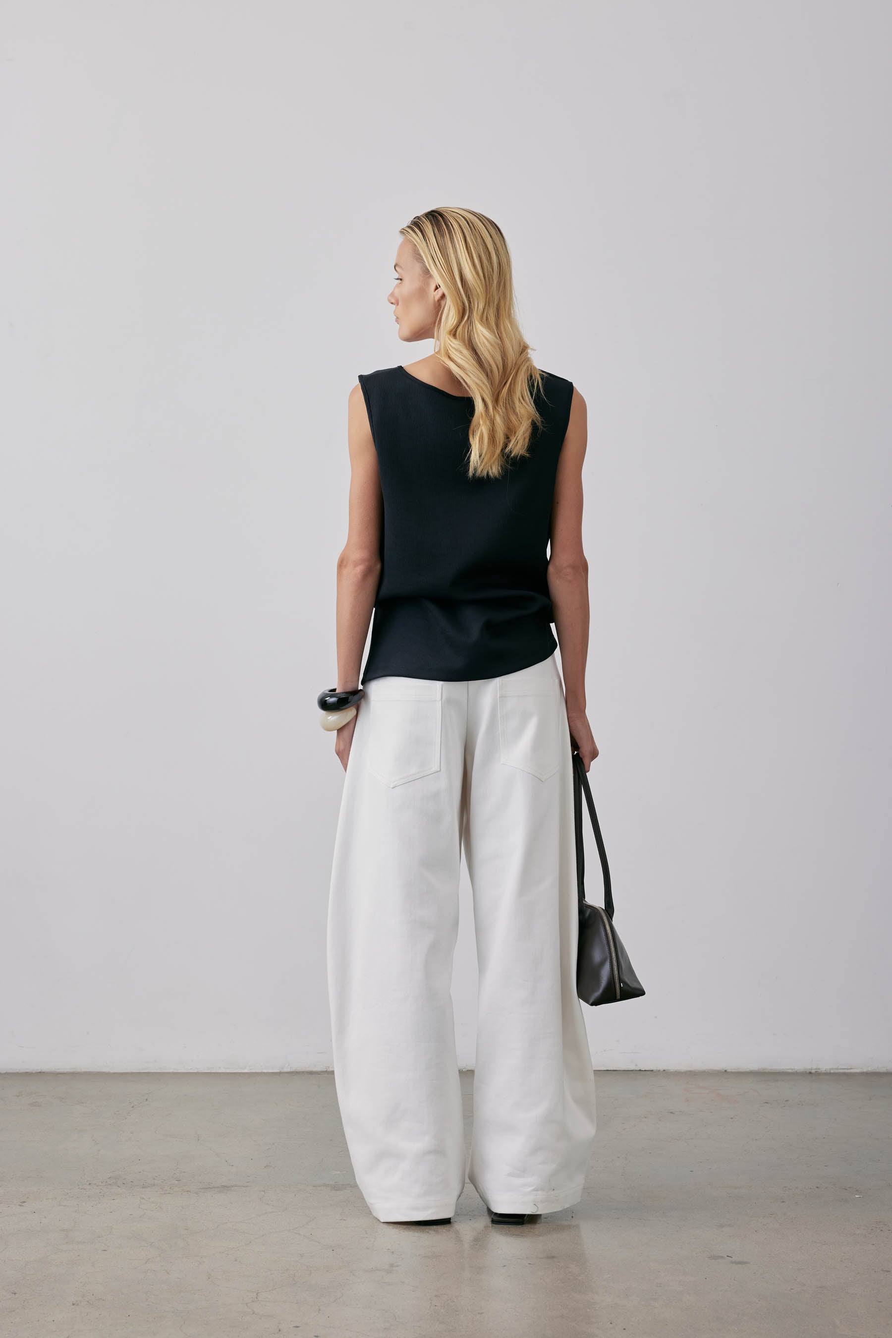 Gregory Hale Jean - Plaster White