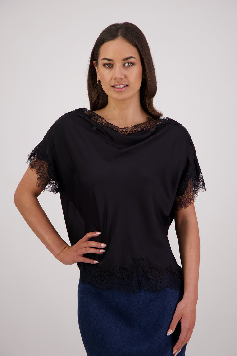Briarwood Tabby Top - Black/Black Lace
