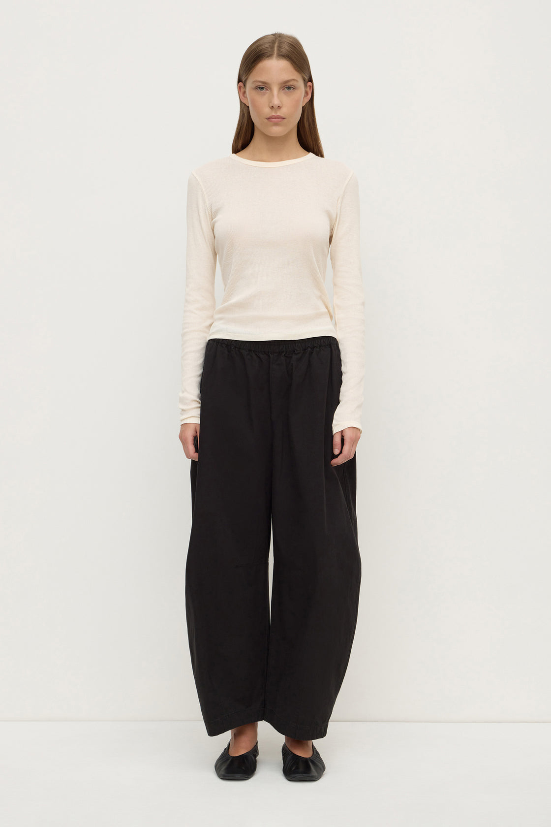Lola Barrel Pant -  Black