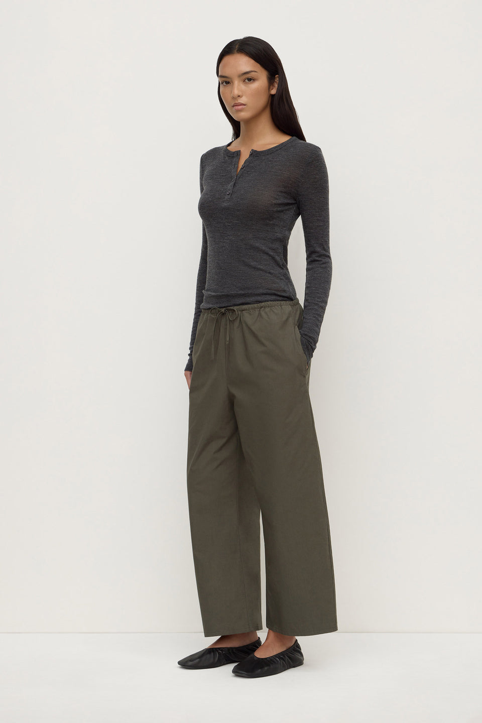 Assembly Label Amara Pant - Dark Military