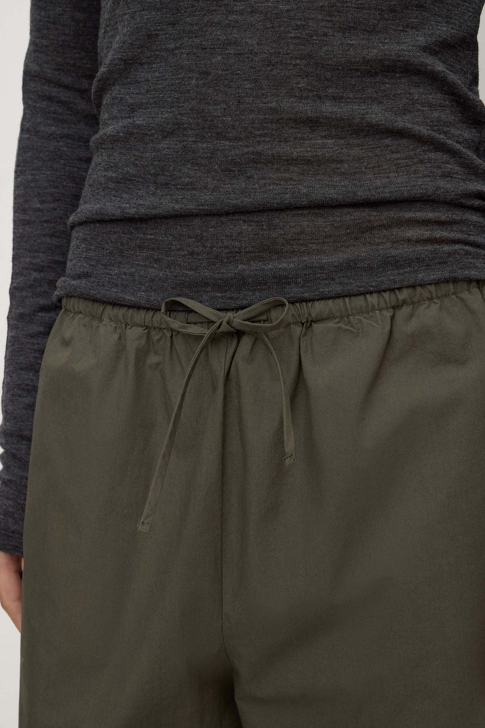 Assembly Label Amara Pant - Dark Military
