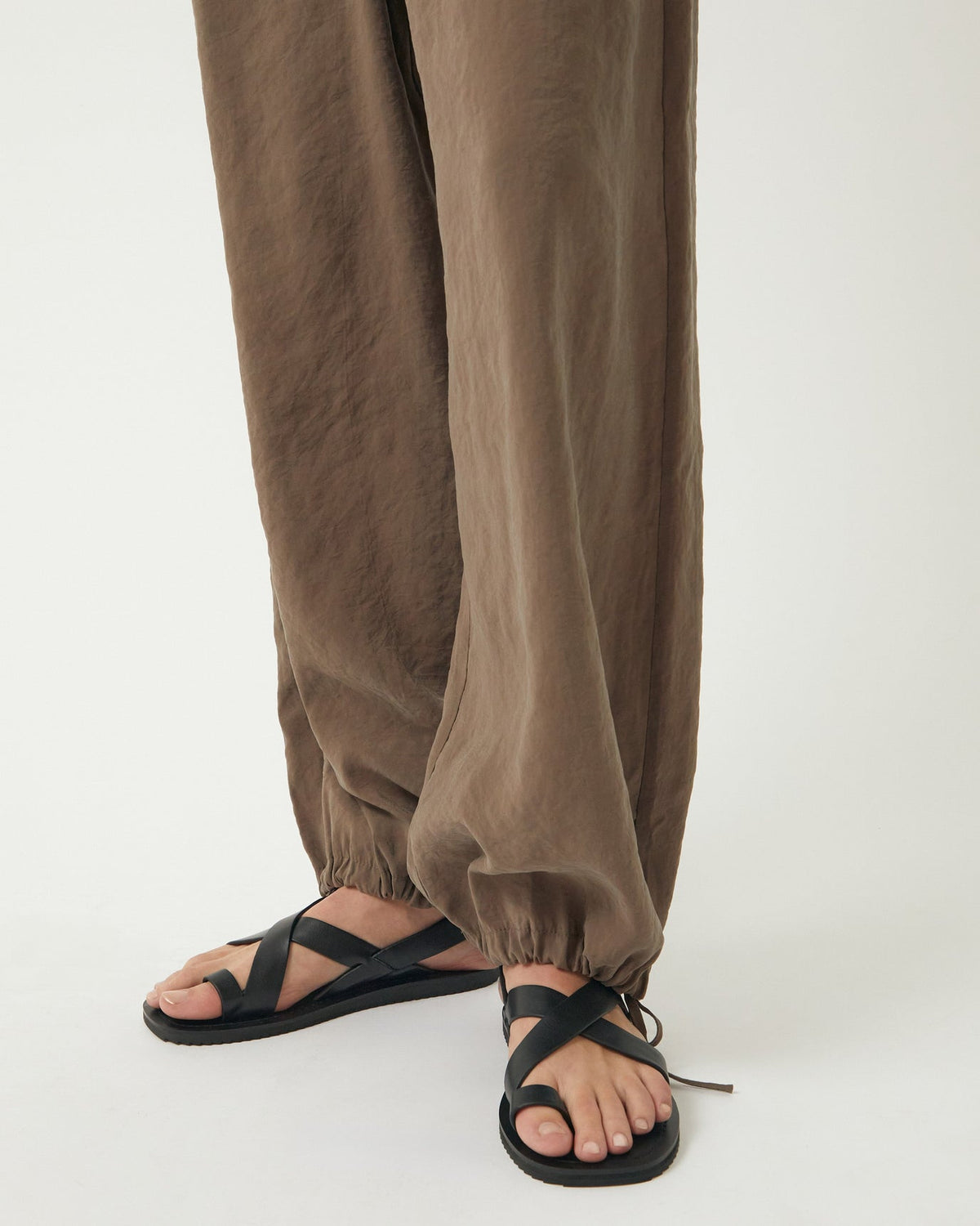 Brie Leon Everyday Sandal — Black