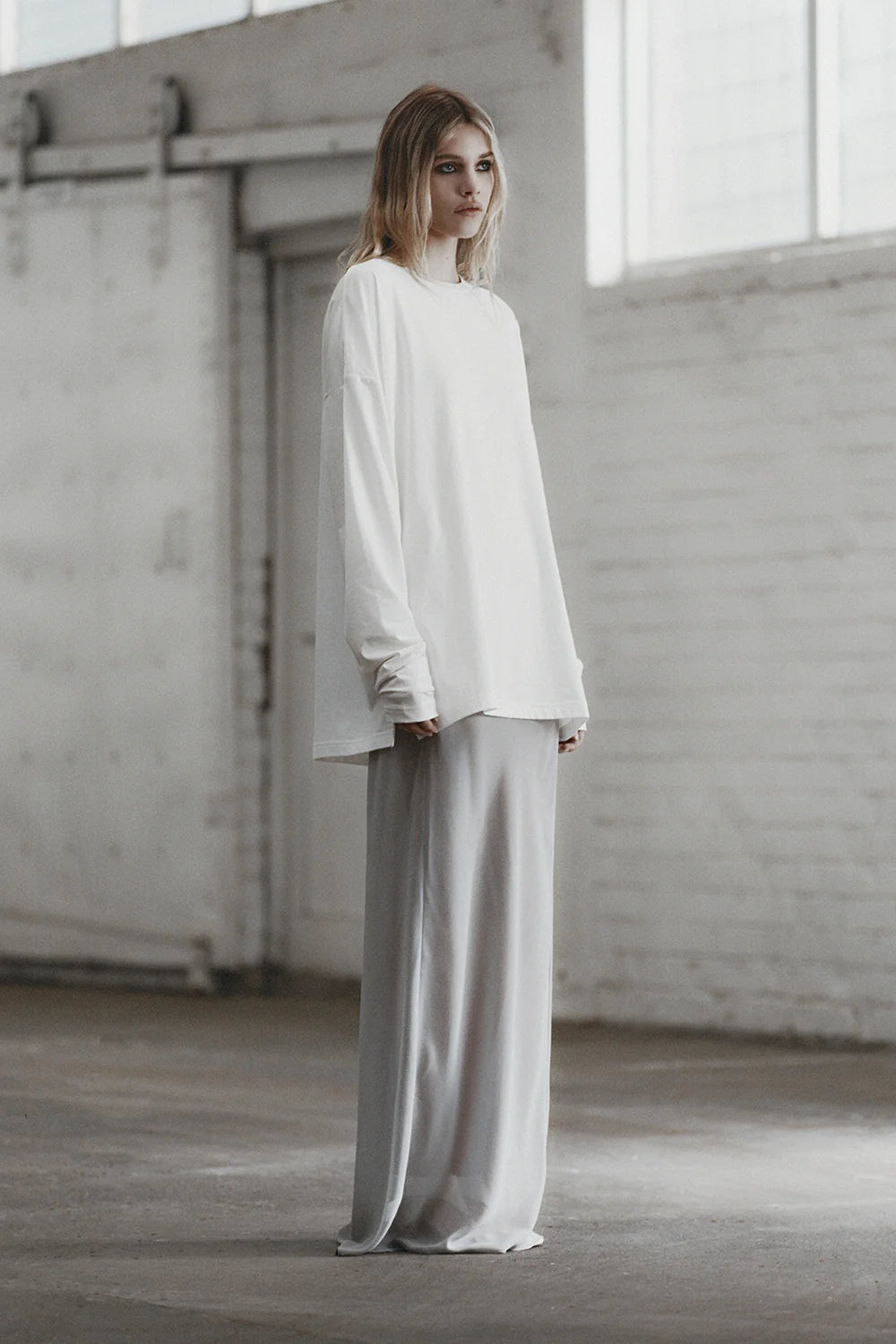 Rebe Long Sleeve Drop T-Shirt - White