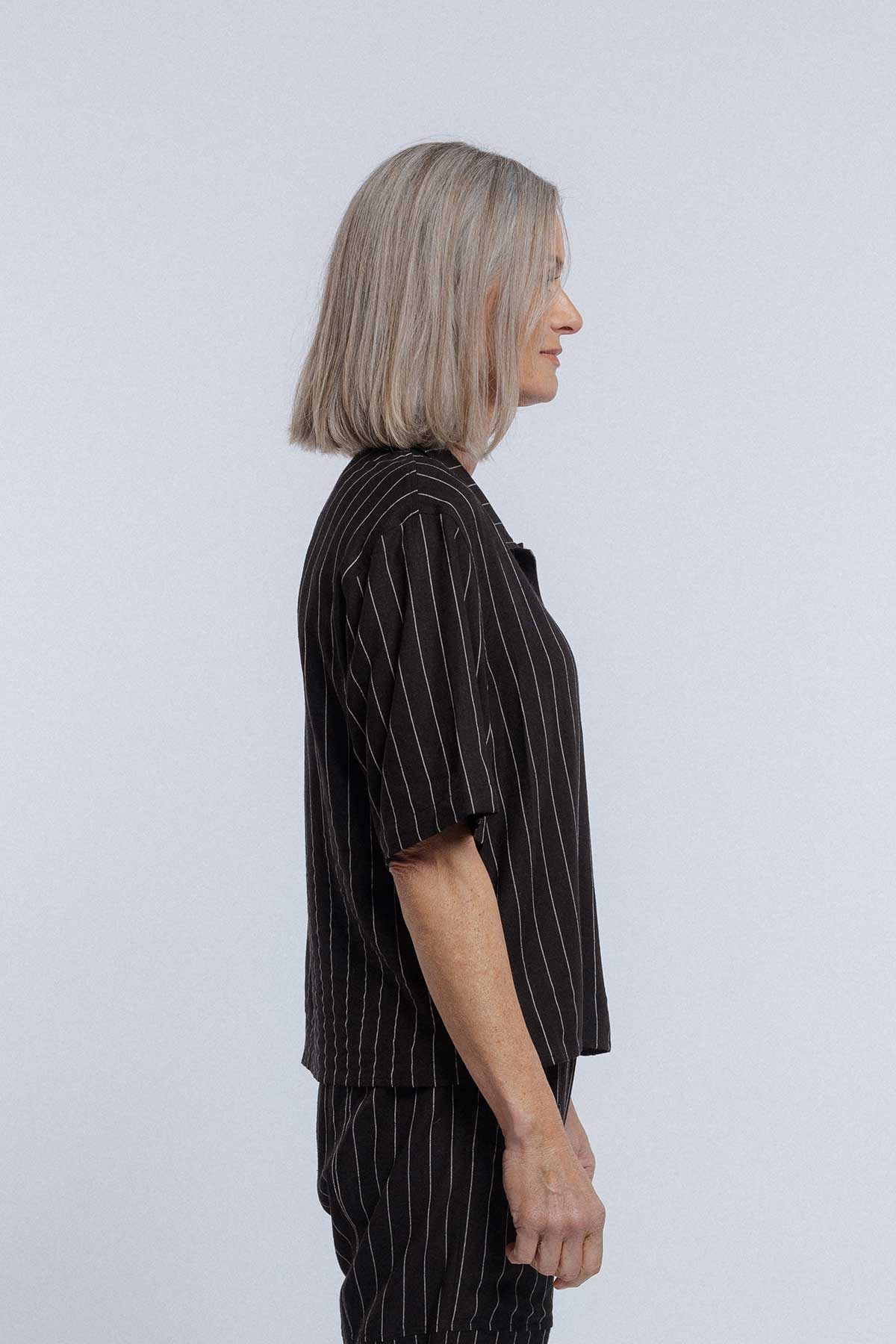 Newlands Studio Smoking Shirt - Black Stripe