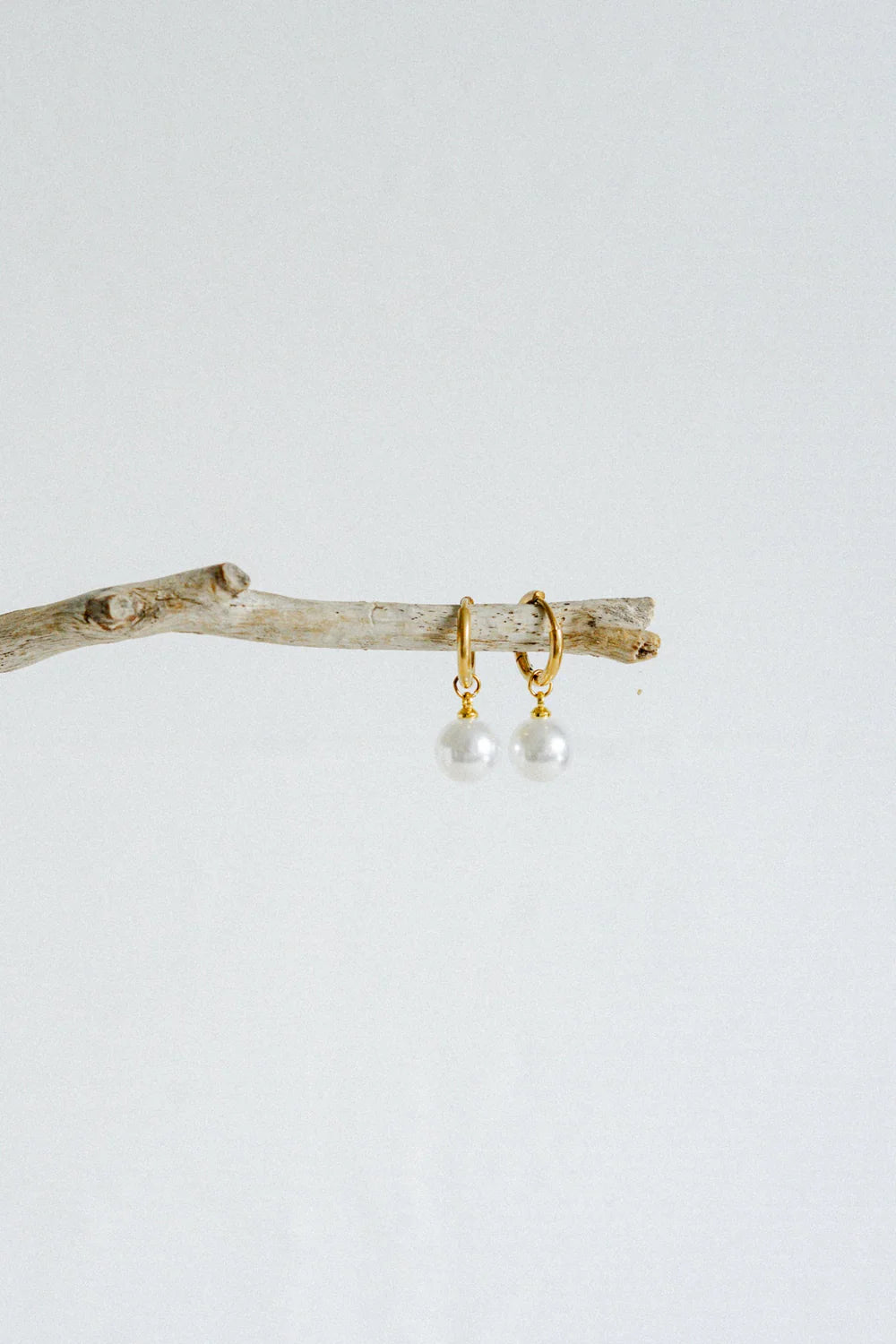 Orb Earrings - Pearl