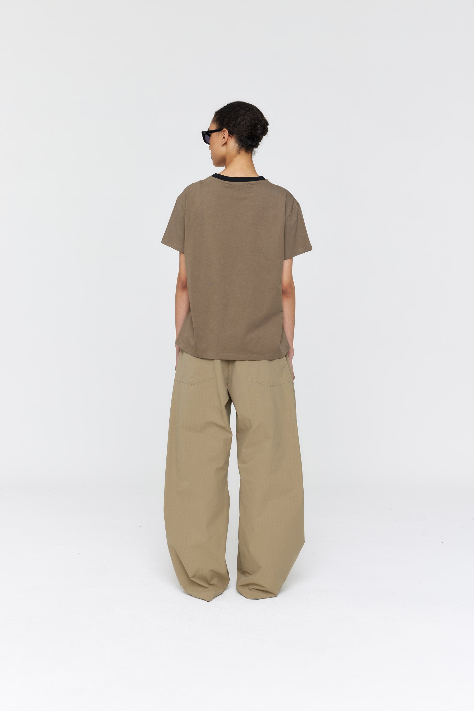 Aiden Tee - Deep Grey + Pink