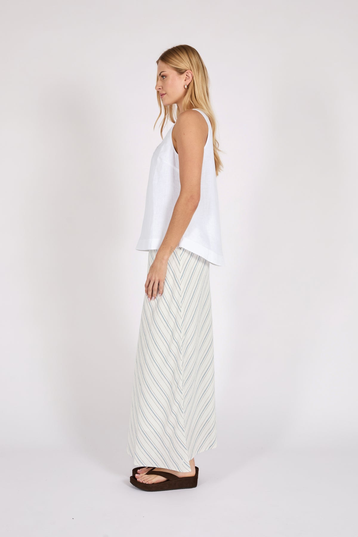 Marlow Riptide Linen Tank - White
