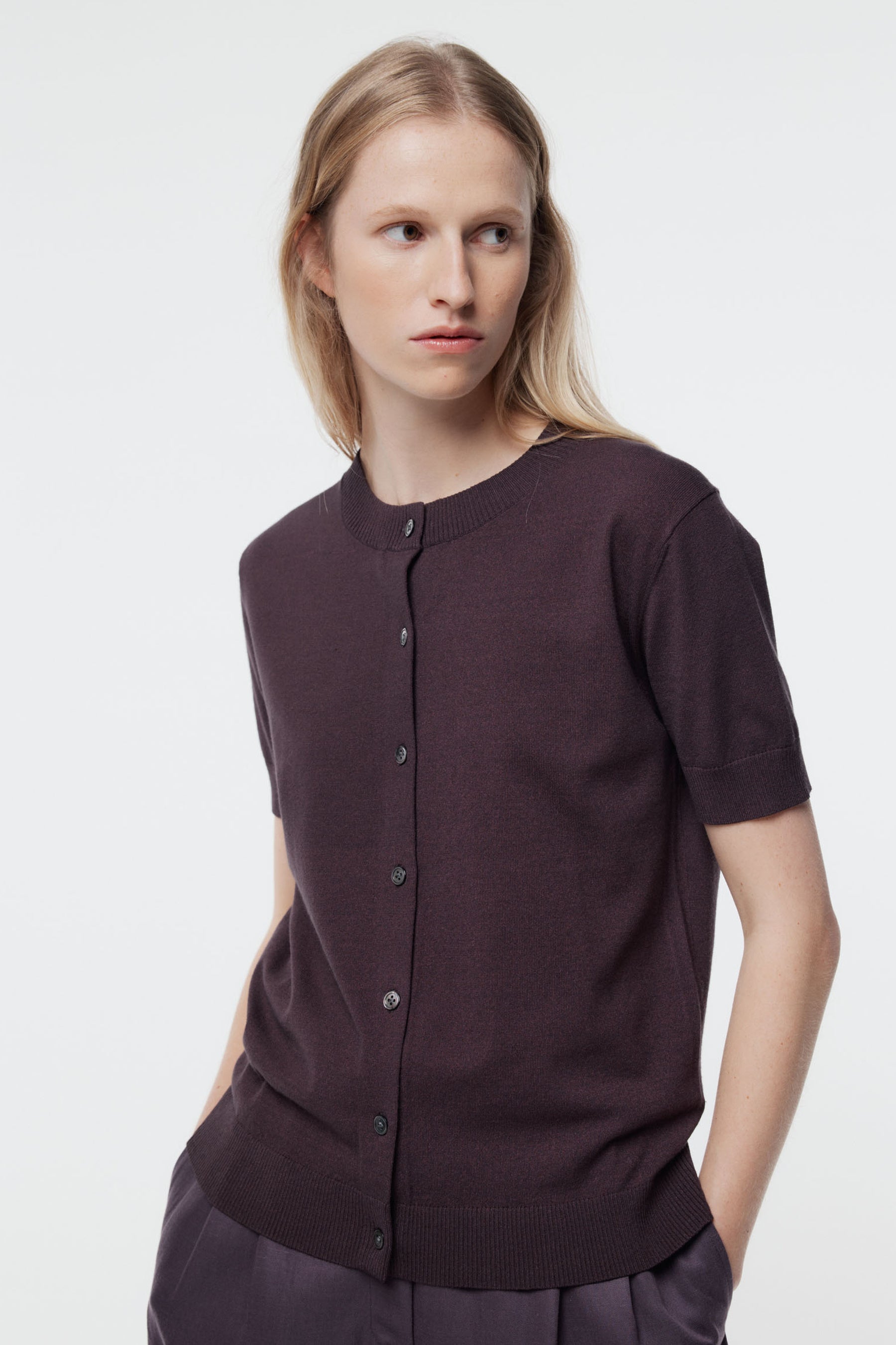 Gregory Aurelia Cardi - Muted Plum