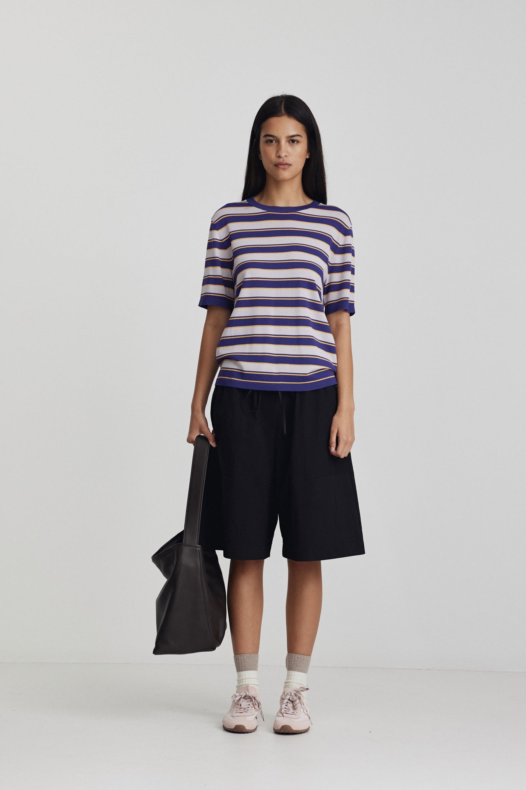 Ricochet Linley Short - Black