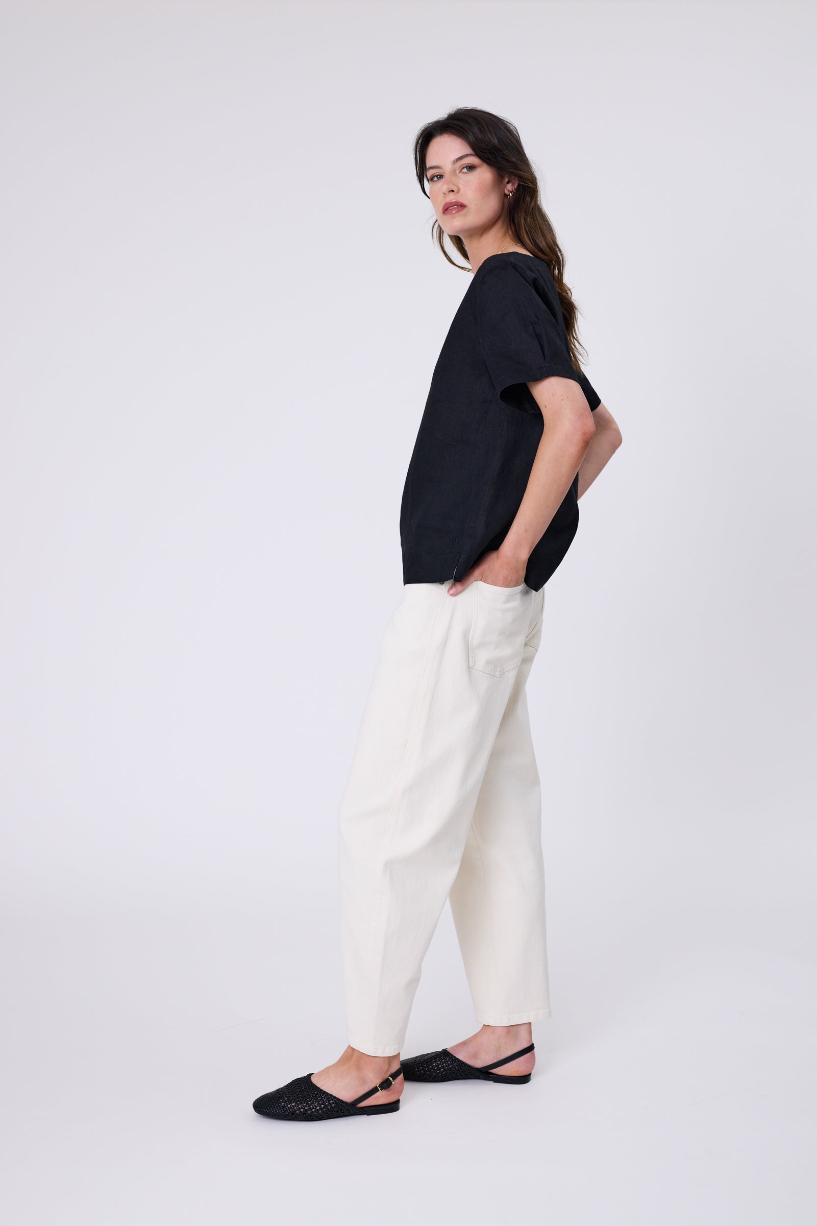 Sable Linen Top - Black