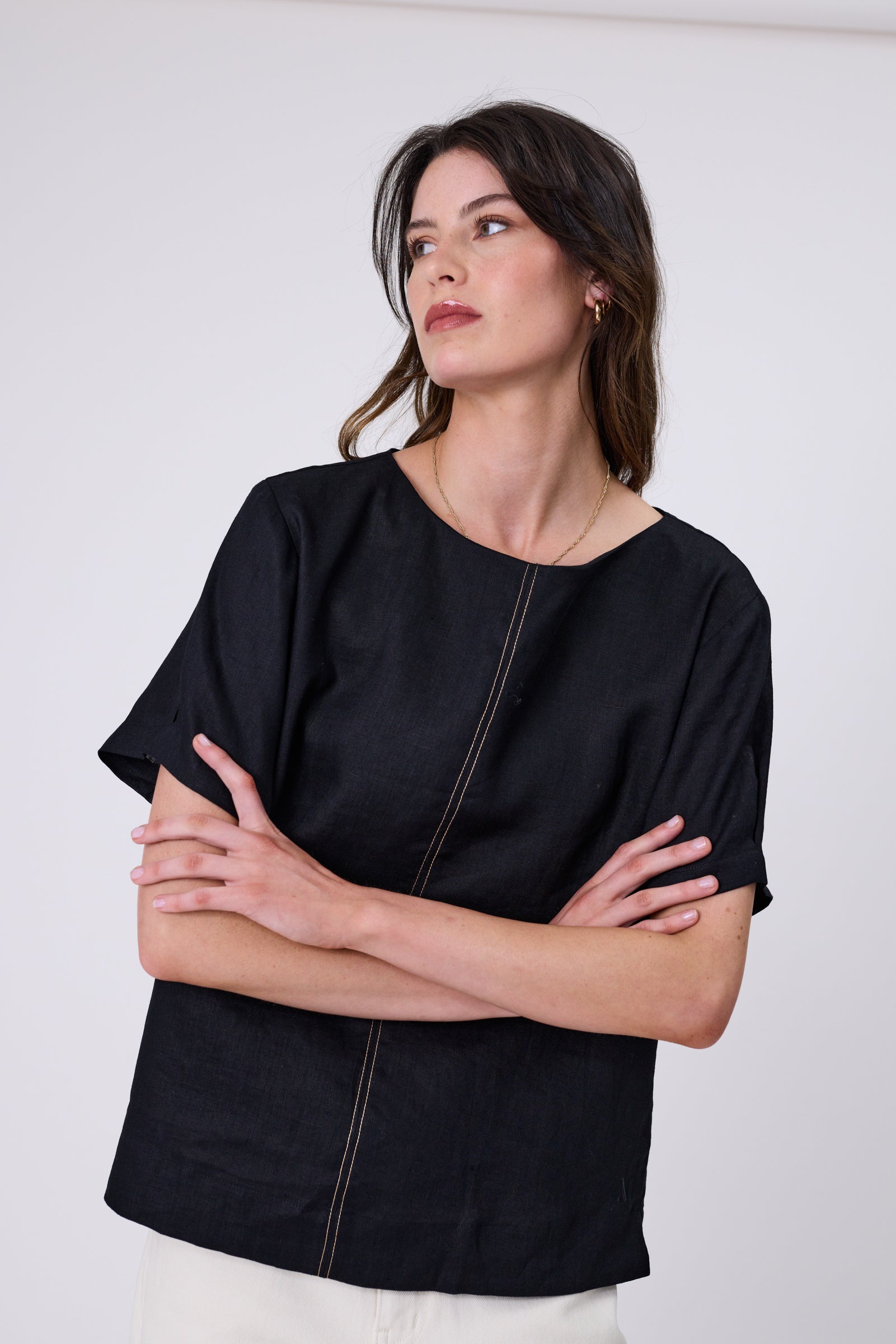 Sable Linen Top in Black — relaxed European linen shell silhouette with contrast stitching and boat neckline, made in New Zealand.