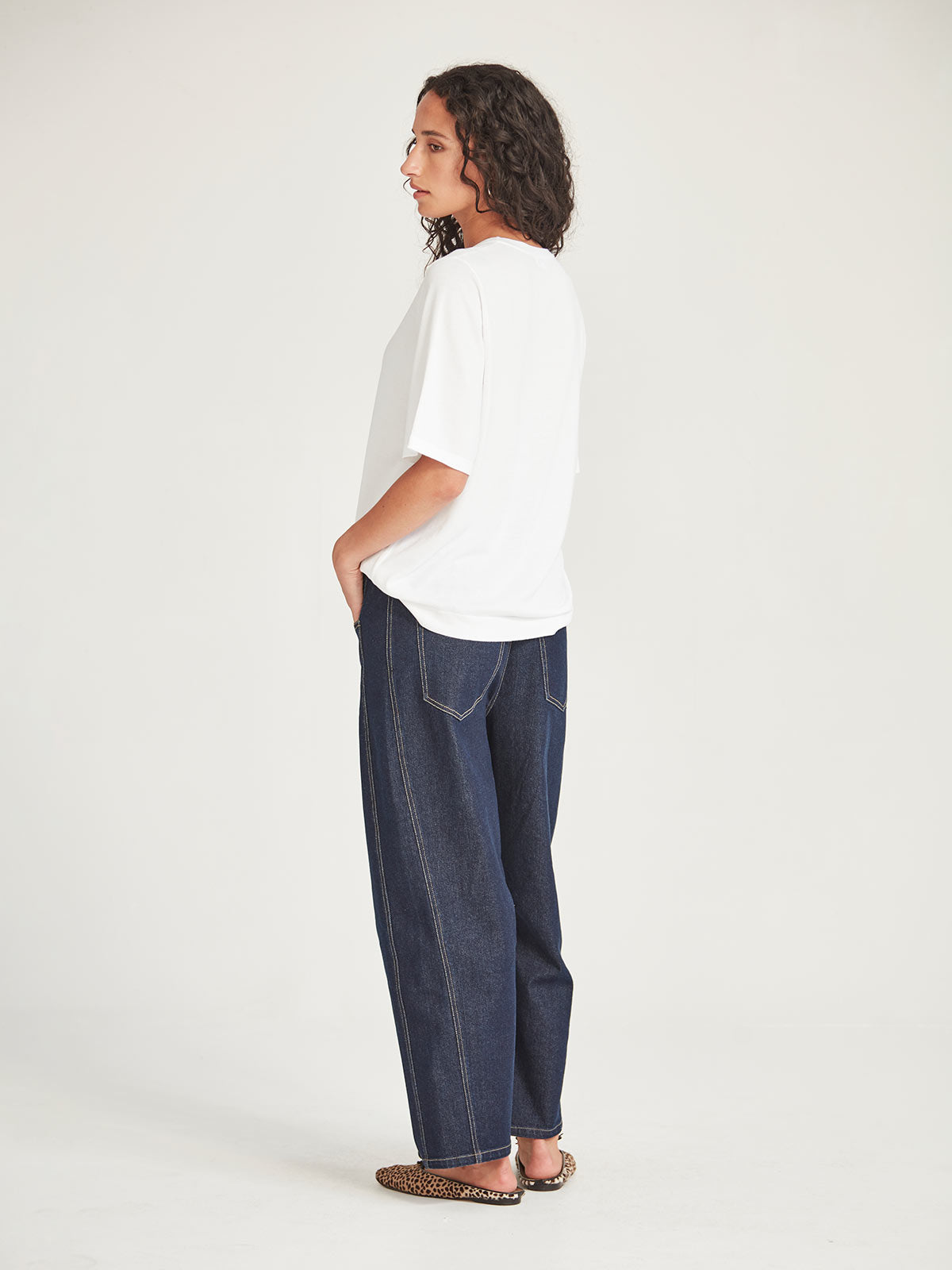 Vera V-Knit Tee - White