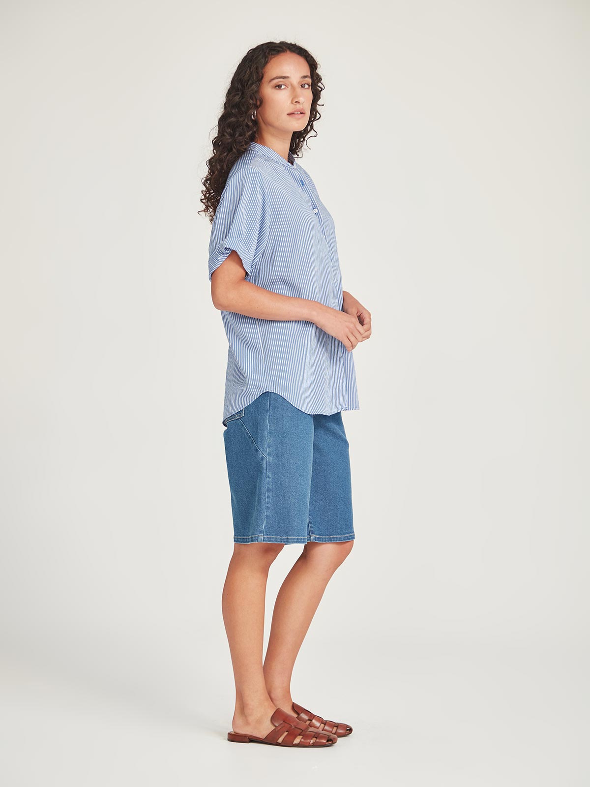 Bethany Denim Short - Mid Wash