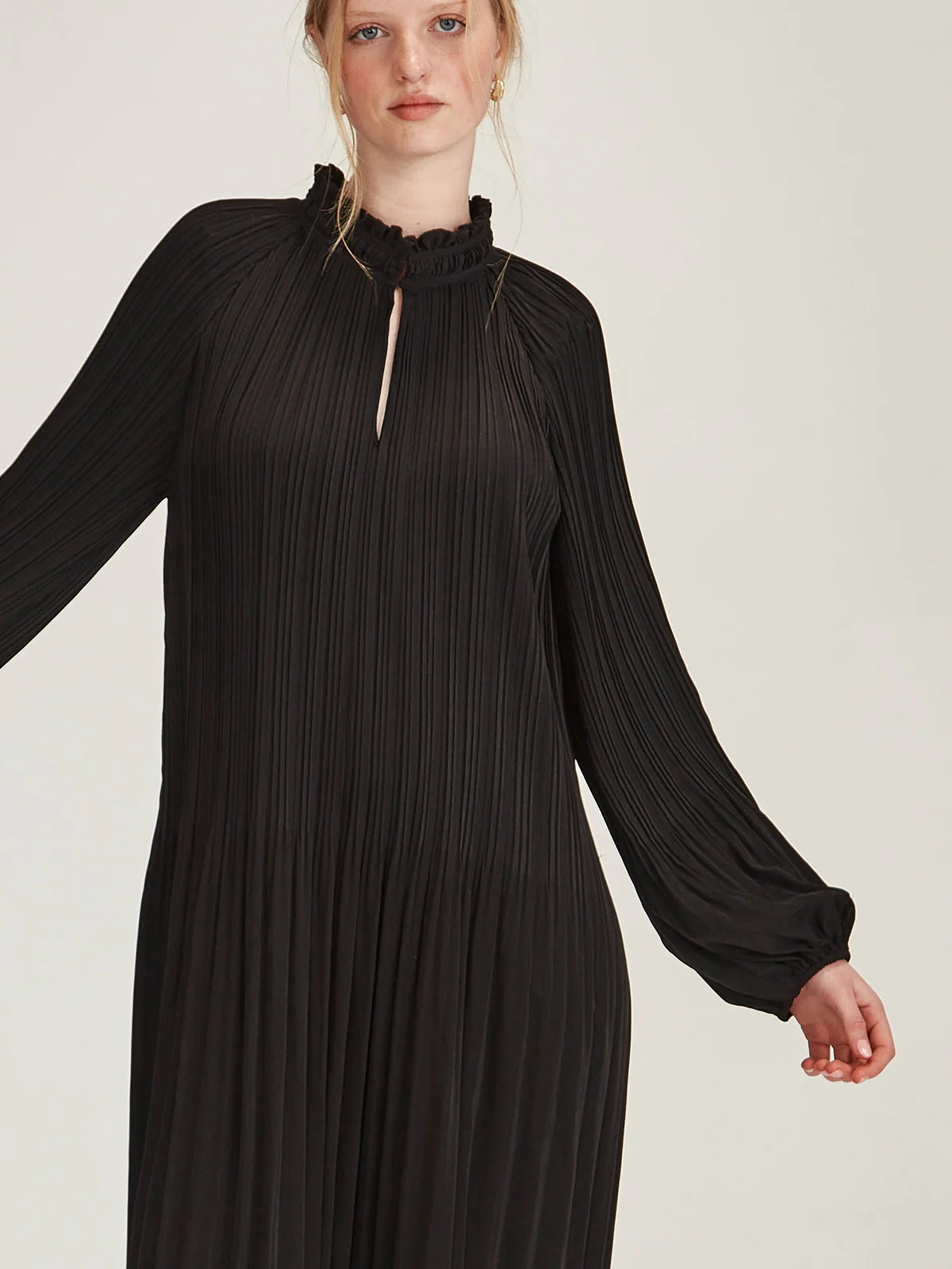 Jojo Pleat Dress - Black