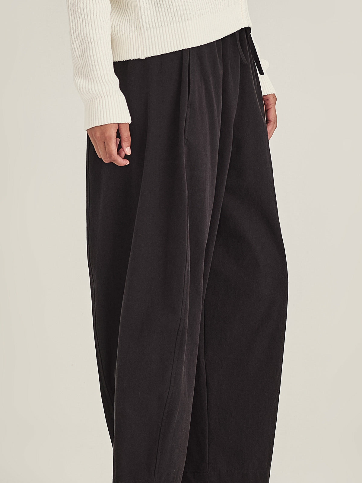 Sills Harriet Barrel Pant - Black