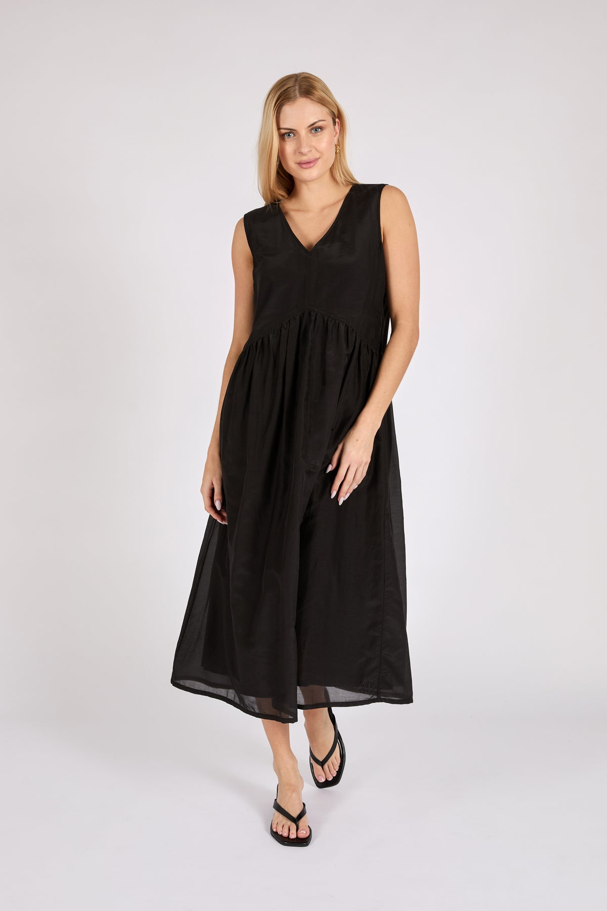 Marlow Verona Linen Dress - Black