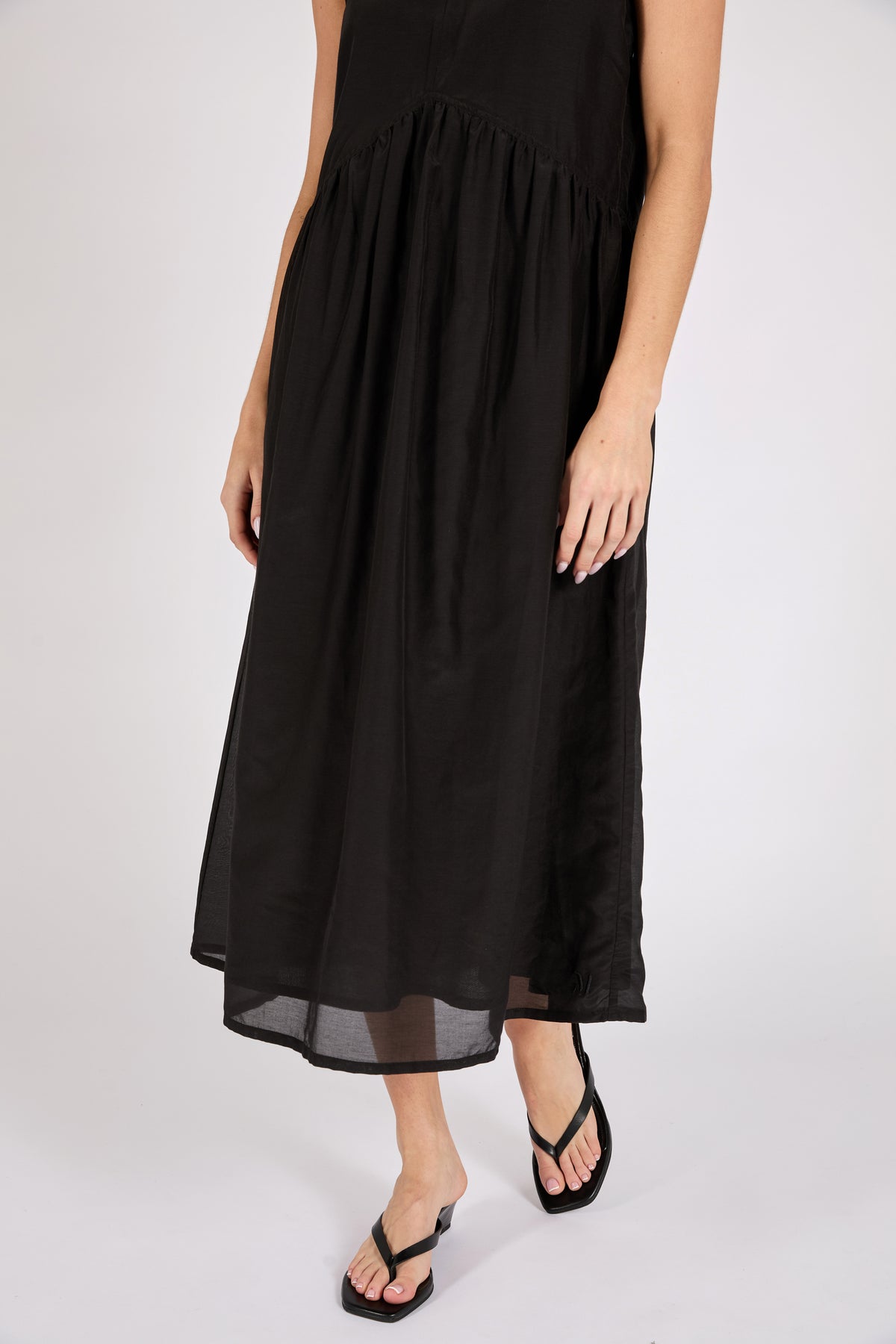 Marlow Verona Linen Dress - Black