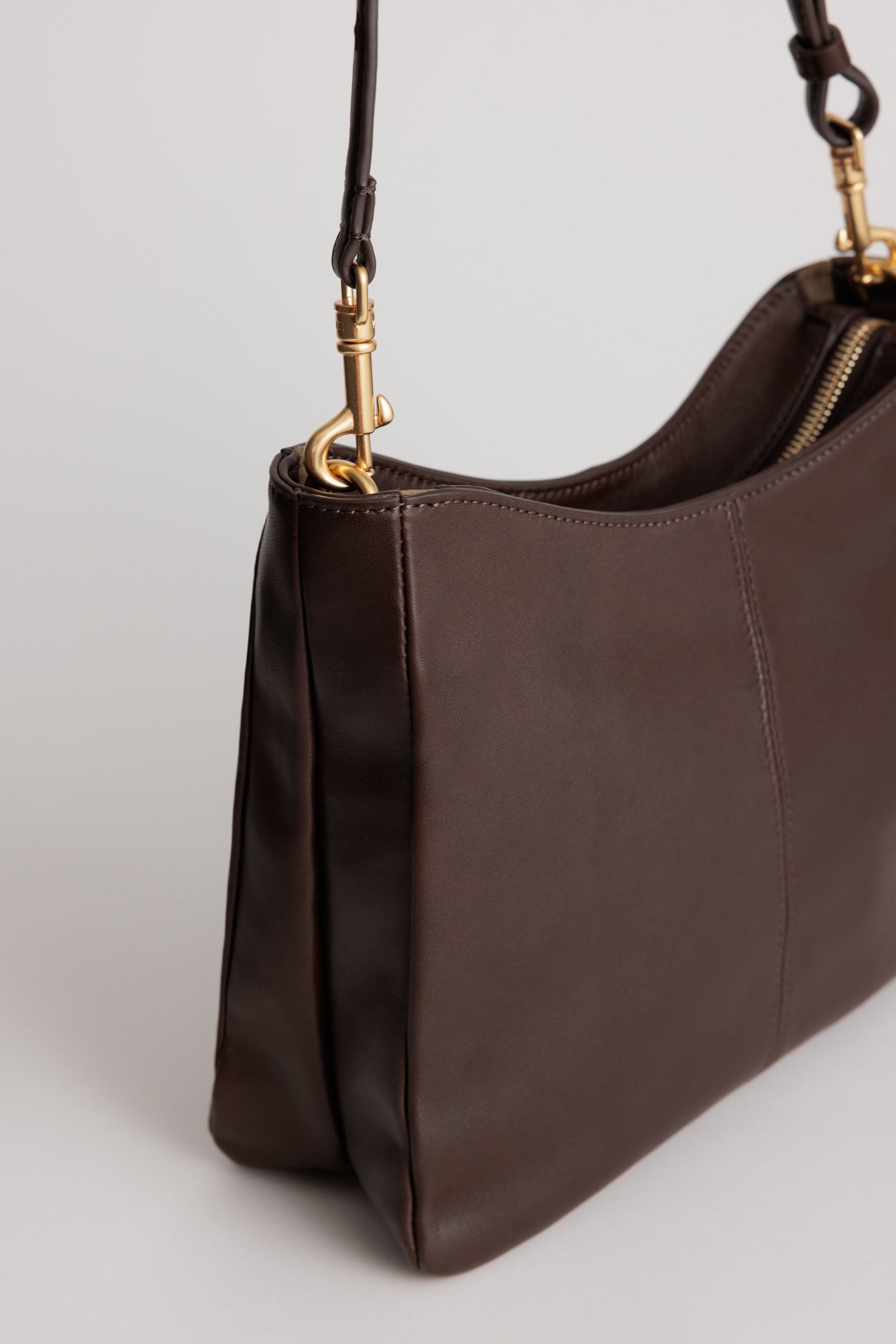 Joan Bag - Molasses Deer Nappa