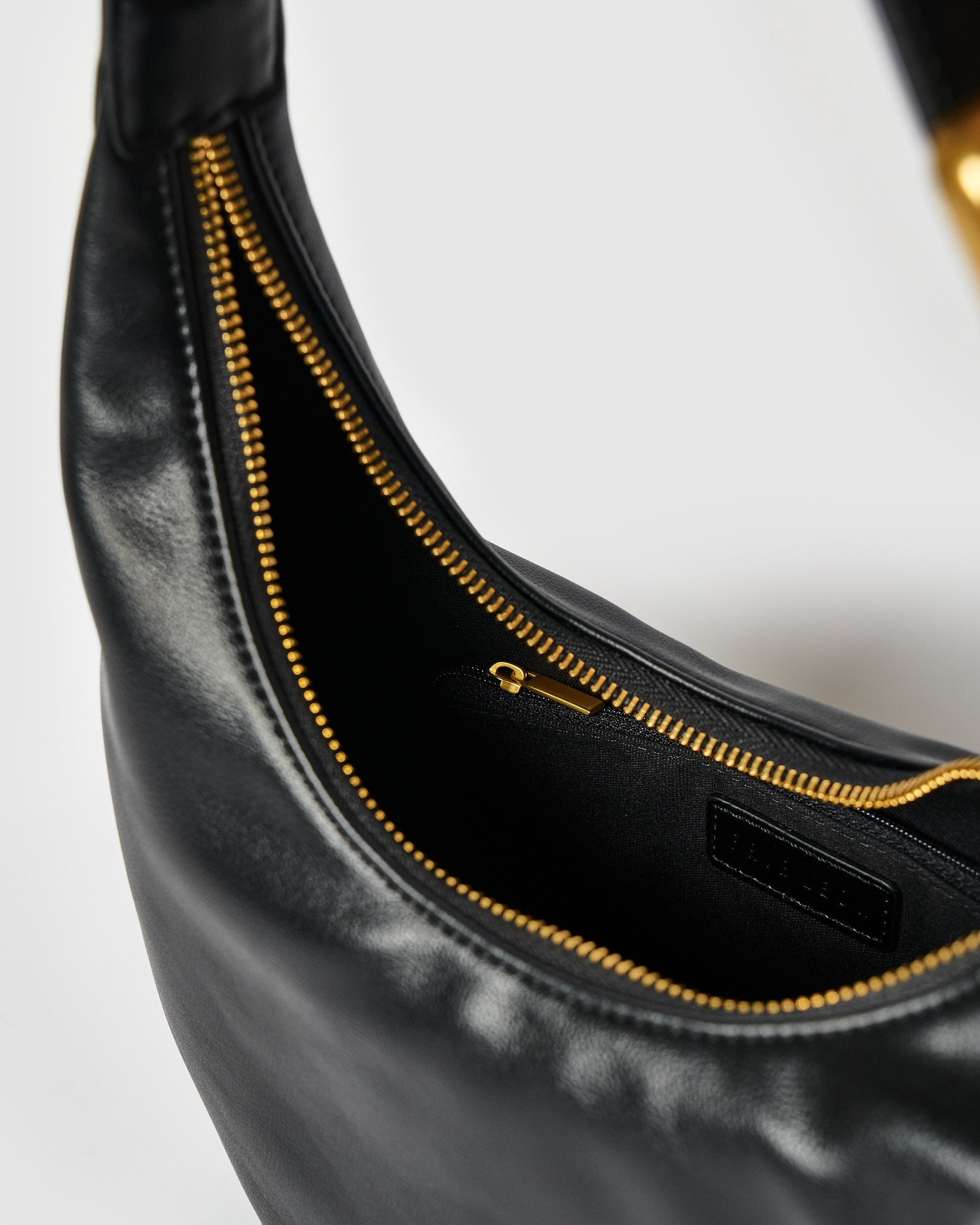 Brie Leon Everyday Croissant Bag - Black