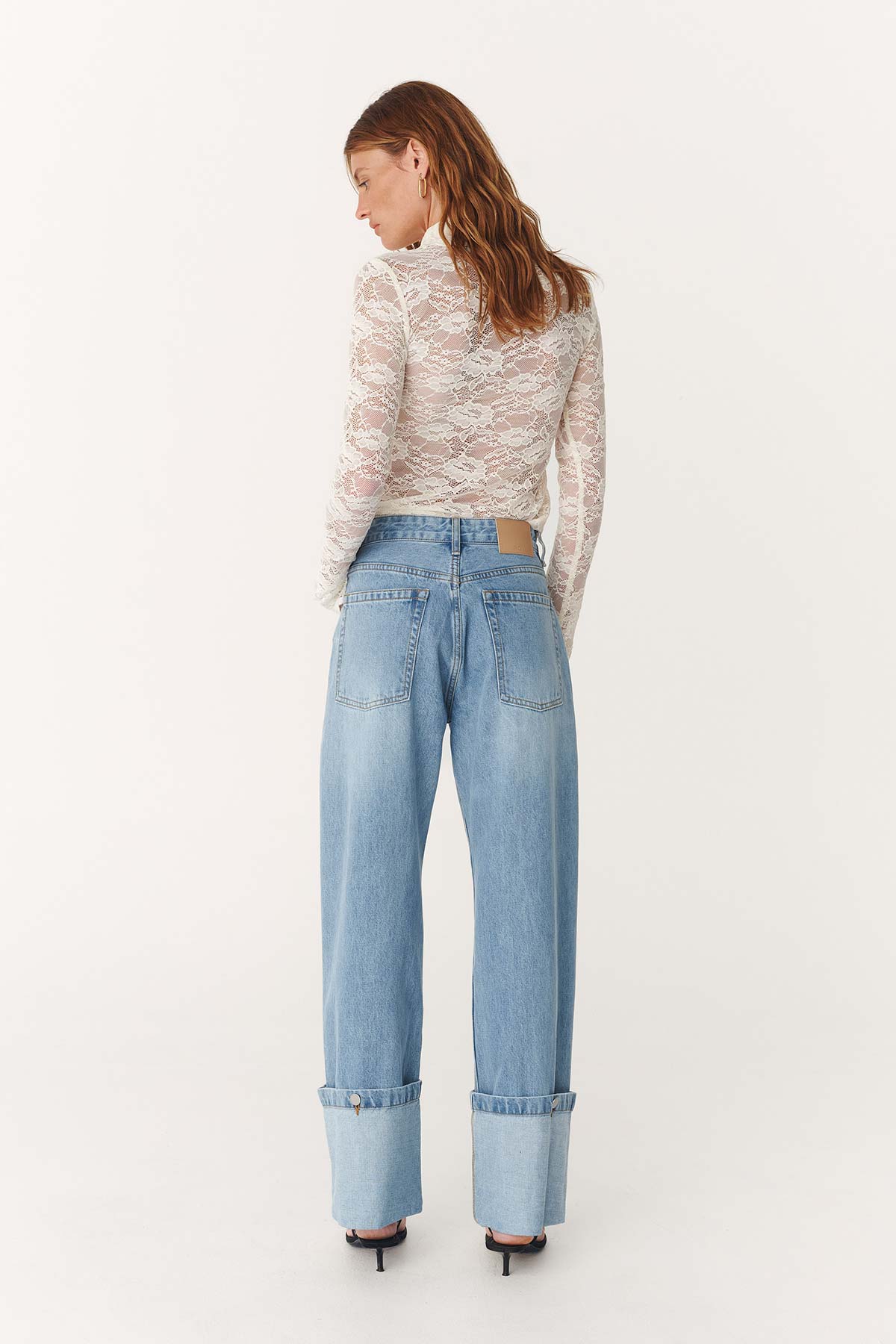 Walter Cuffed Straight Jeans - Faded Blue